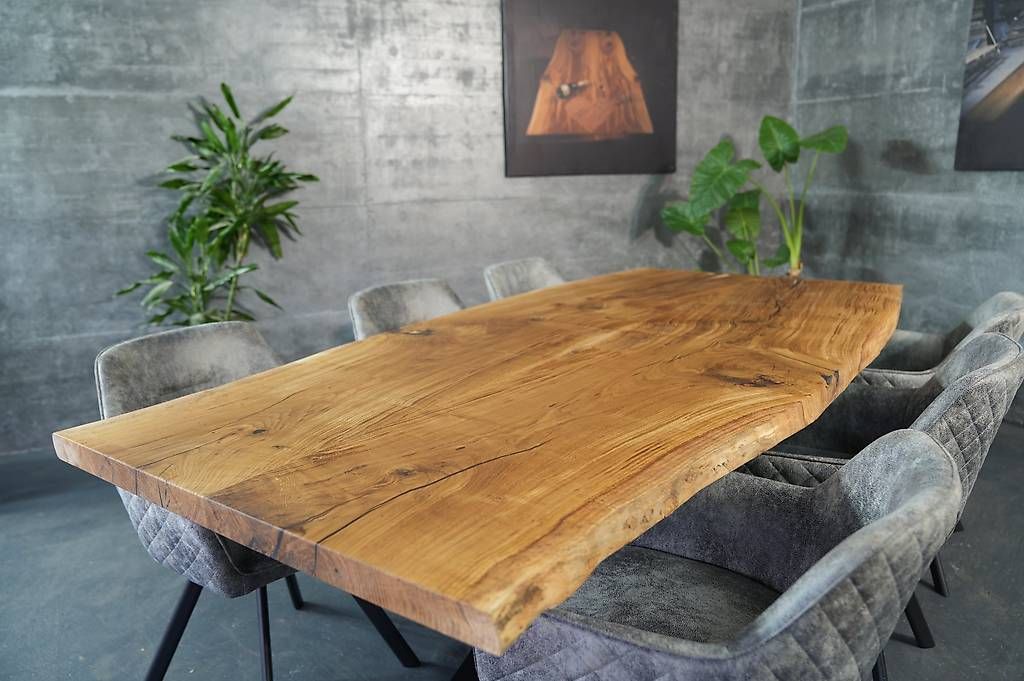 Tavoli: Holztisch aus Eiche – Usato da Walchwil venduto da Swissdesign_Haag 2