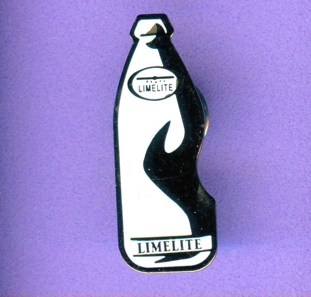 Placchette & Badge: VALSER  Mineralwasser  LIMELITE – Usato da Winterthur venduto da Sammleroase