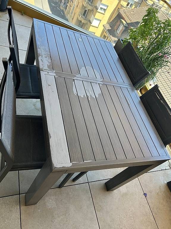 Set di tavolo e panche: Salon de jardin — table extensible + 6 chaises – Usato da Morges venduto da Razican 2