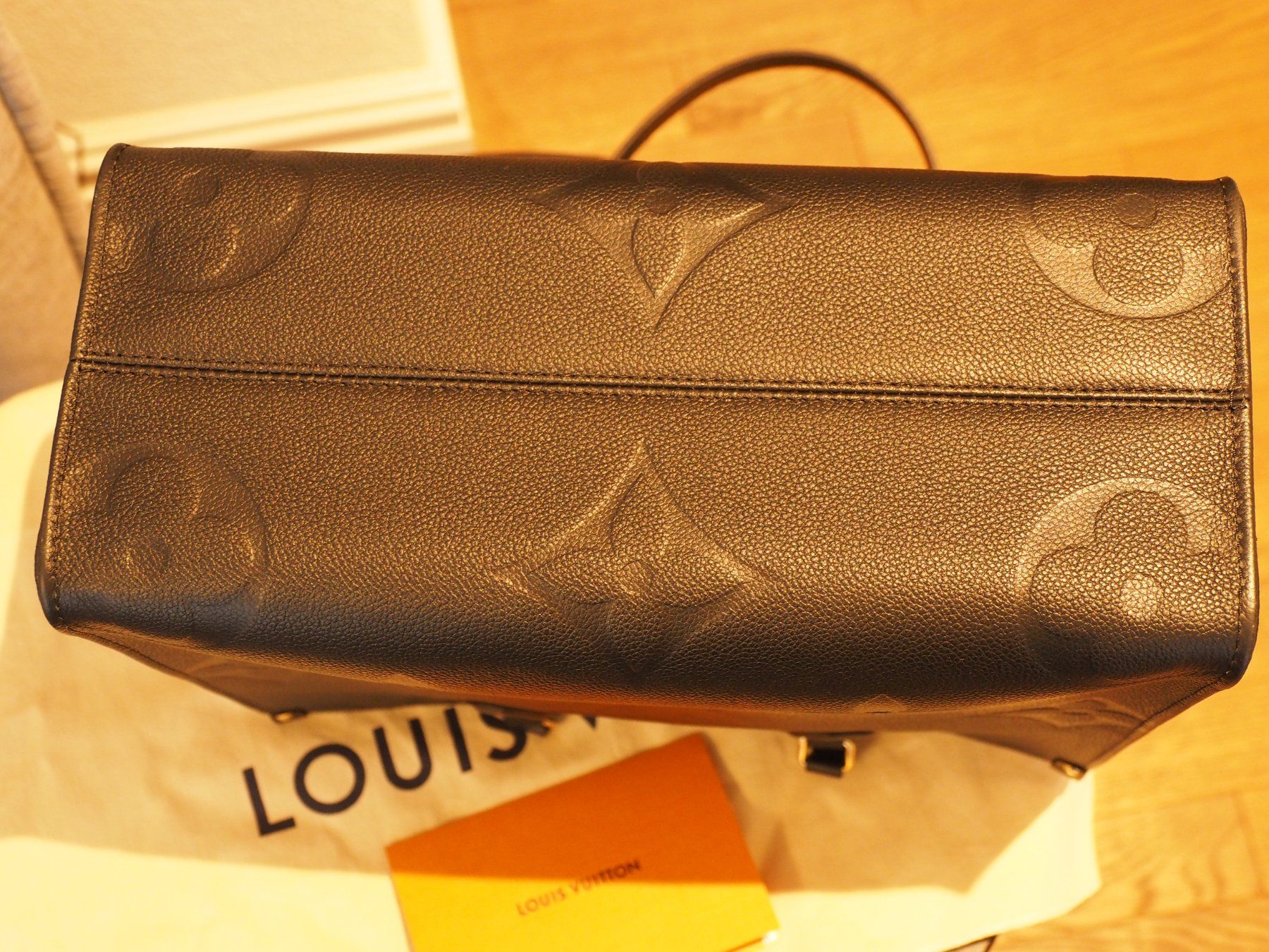 Louis Vuitton Taschen für Damen: Louis Vuitton OnTheGo GM – Neu (gemäss Beschreibung) aus Rothrist von Mensur_Gafuri 3