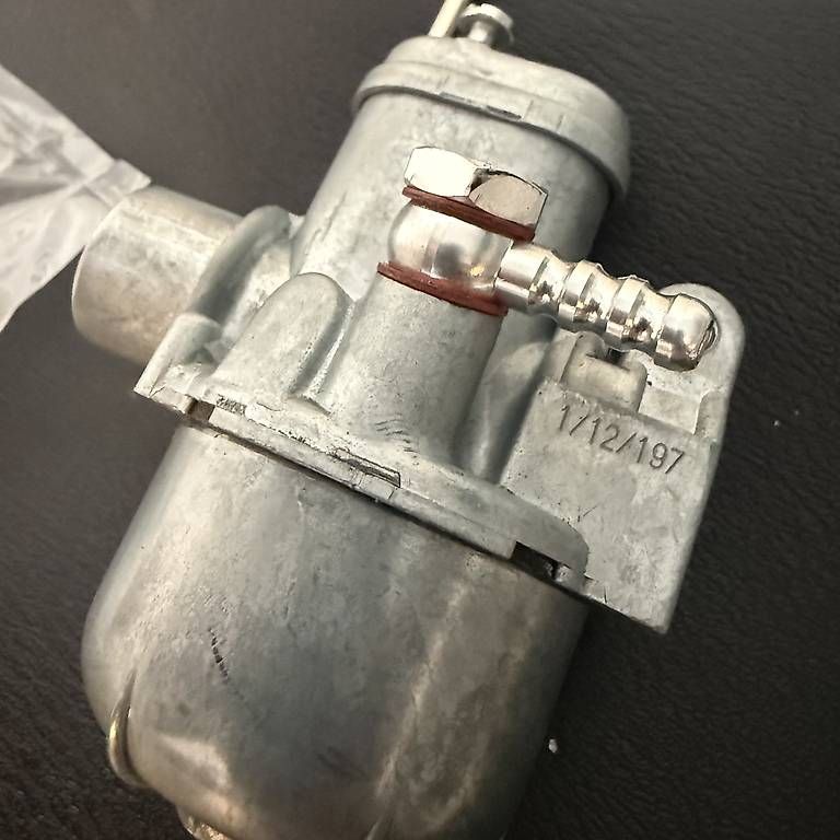 Pièces pour mobylette: Vergaser 15mm getarnt – D'occasion à Langwiesen par Schwedenpanzer88 1