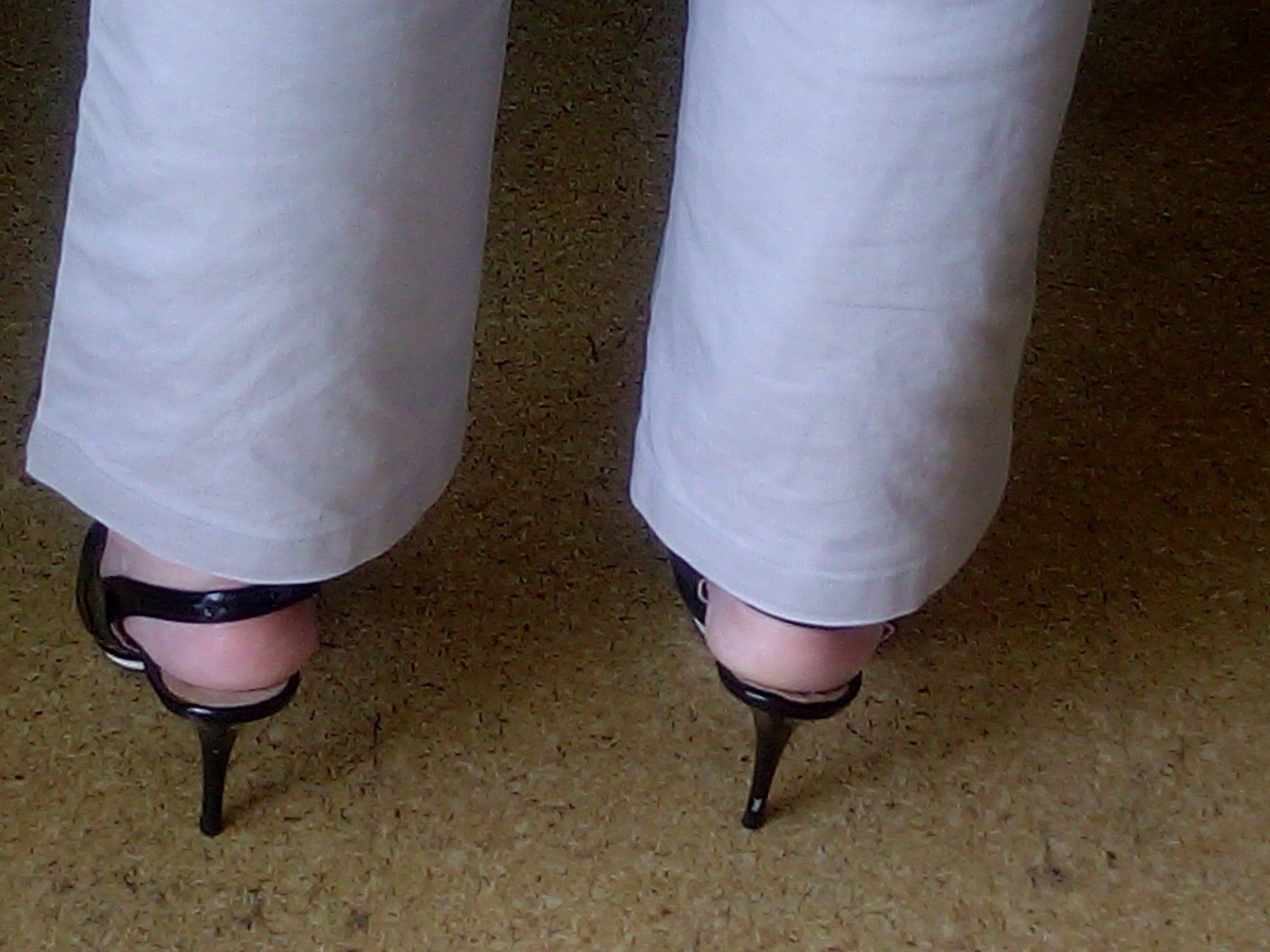 Scarpe da donna: High-Heel Slingpumps Marke: Gianna-Kazakou – Nuovo (secondo la descrizione) da Zürich venduto da Mitzi6 6