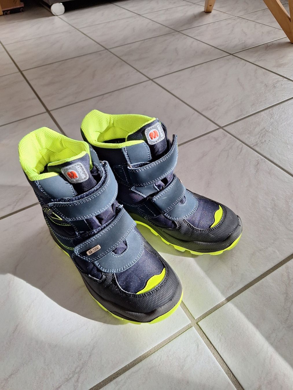Elefanten Scarpe per ragazzi: Kinder Winterstiefel Elefanten, Gr.35 – Nuovo (secondo la descrizione) da Biberist venduto da rospel