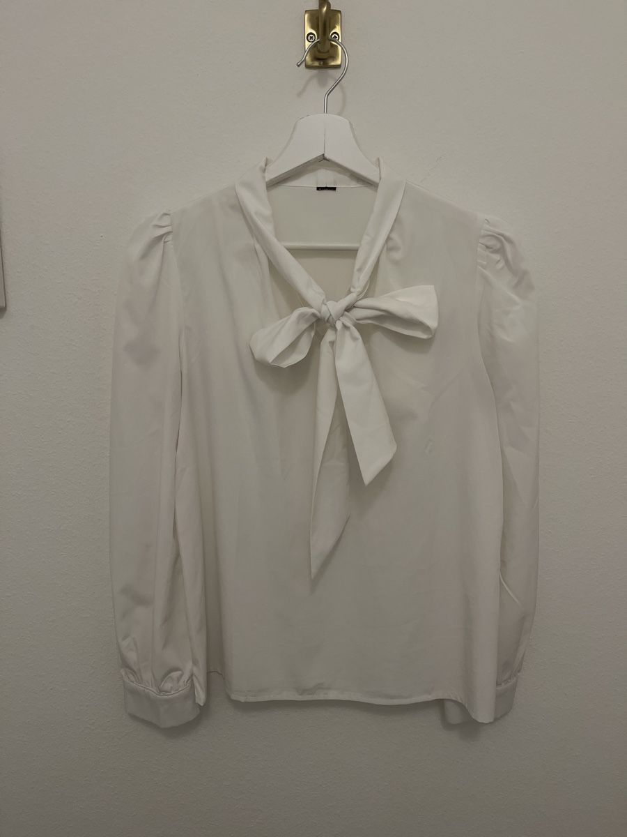 Lotti di vestiti: 5-er Pack Blusen – Usato da Luzern venduto da SonjaBucher 1