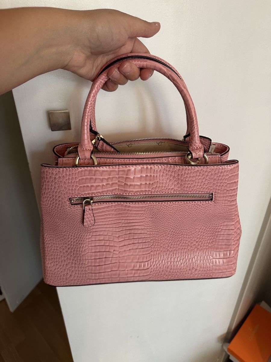 Guess Borse da donna: Guess Tasche  – Nuovo (secondo la descrizione) da St. Gallen venduto da Kosa97 3