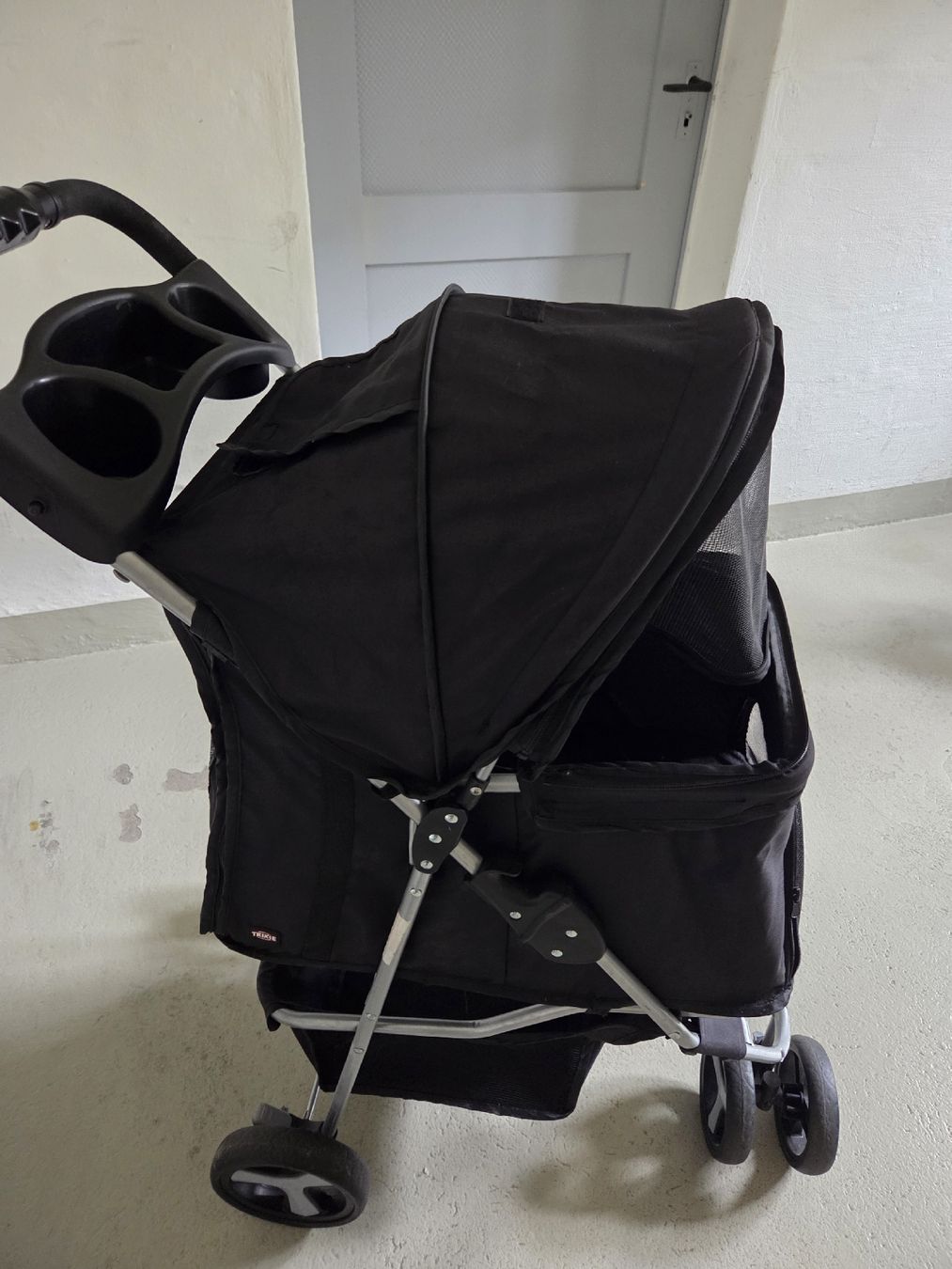 Liege- & Schlafplätze: Hunde Buggy von Trixie – Gebraucht aus Winterthur von katzen07 5