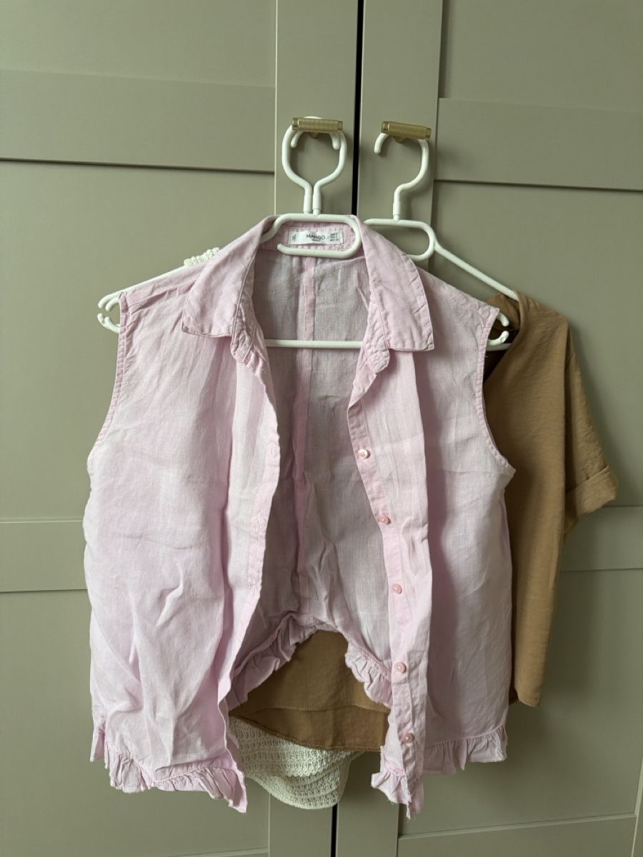 Lotti di vestiti: Paket: Sommer Bluse, Top Zustand – Usato da Wangen b. Olten venduto da esma010