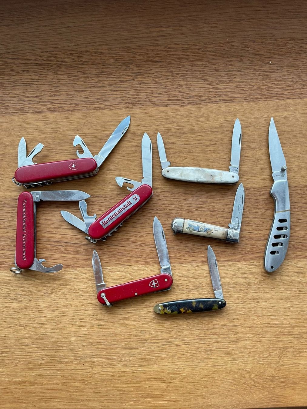 Coltelli tascabile: 8 Sackmesser / Taschenmesser – Usato da Burgdorf venduto da Apfel62