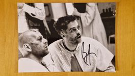 Brad Pitt, Original Autogramm auf Karte 12 Monkeys in s/w
