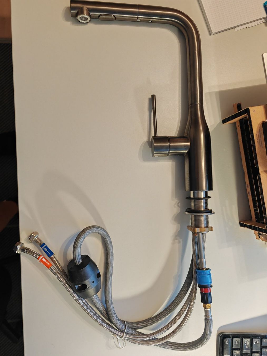 Grohe Robinetterie: Küchenarmatur Grohe Essence – D'occasion à Niederwil SG par Hyperjet