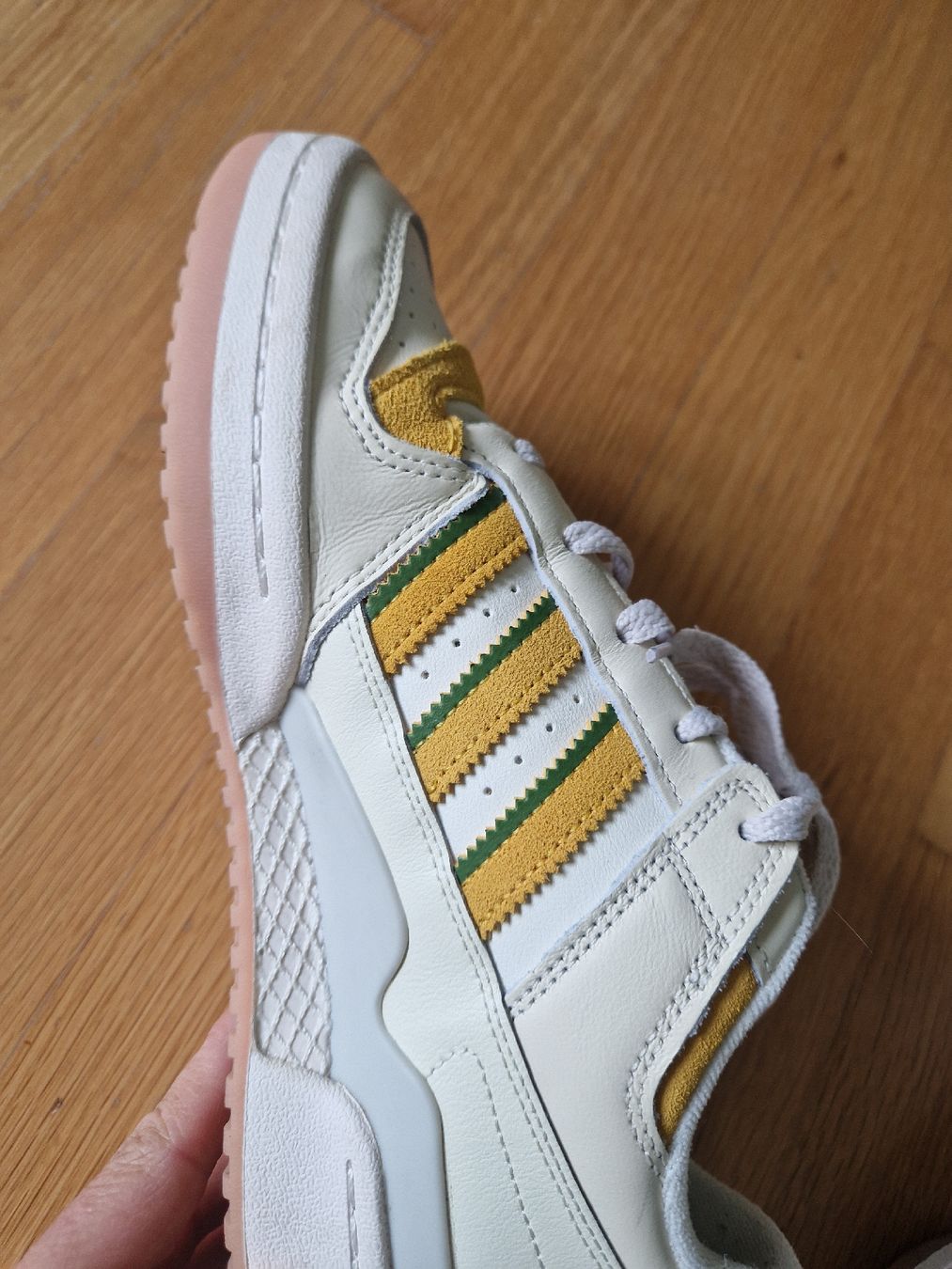 Adidas Scarpe da donna: Sneakers – Nuovo (secondo la descrizione) da Liebefeld venduto da wen_5rdt