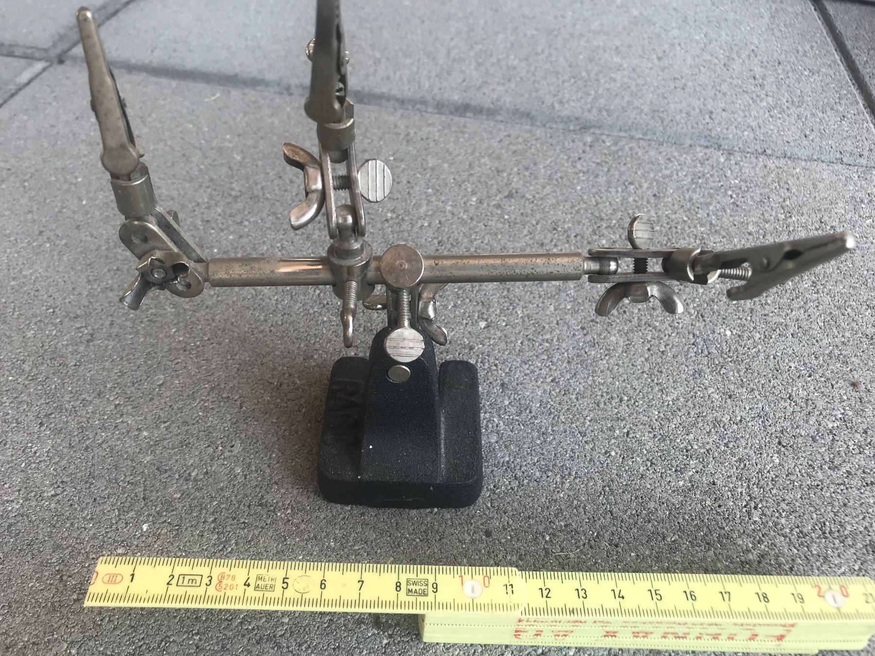 Sonstige Büroeinrichtungen: Büro Zettel Halter Metall – Gebraucht aus Biberist von longimanus3 2