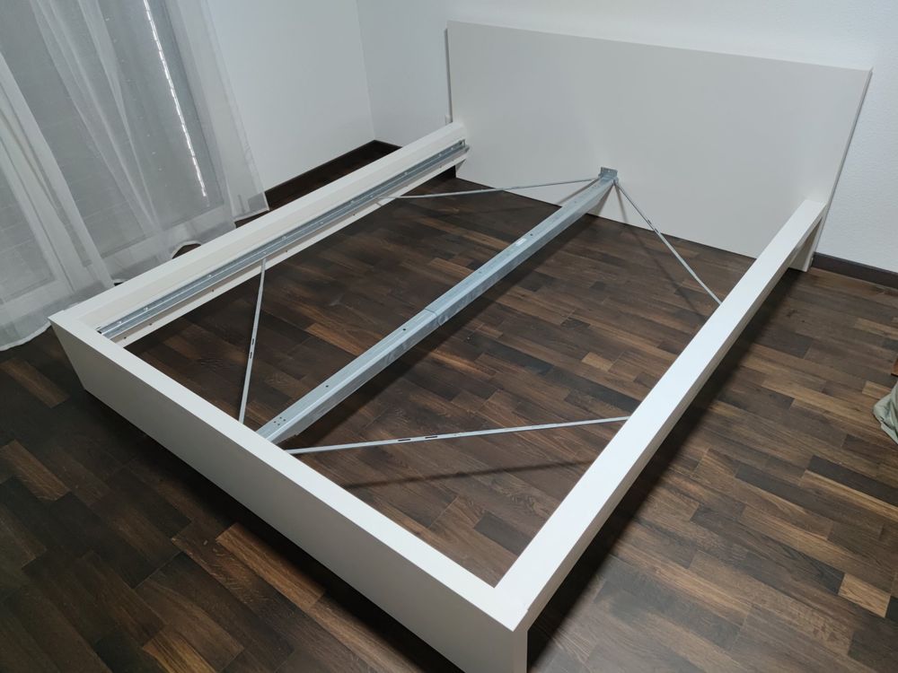 Ikea Malm Bett niedrig (alte Version) ohne Lattenroste Kaufen auf Ricardo