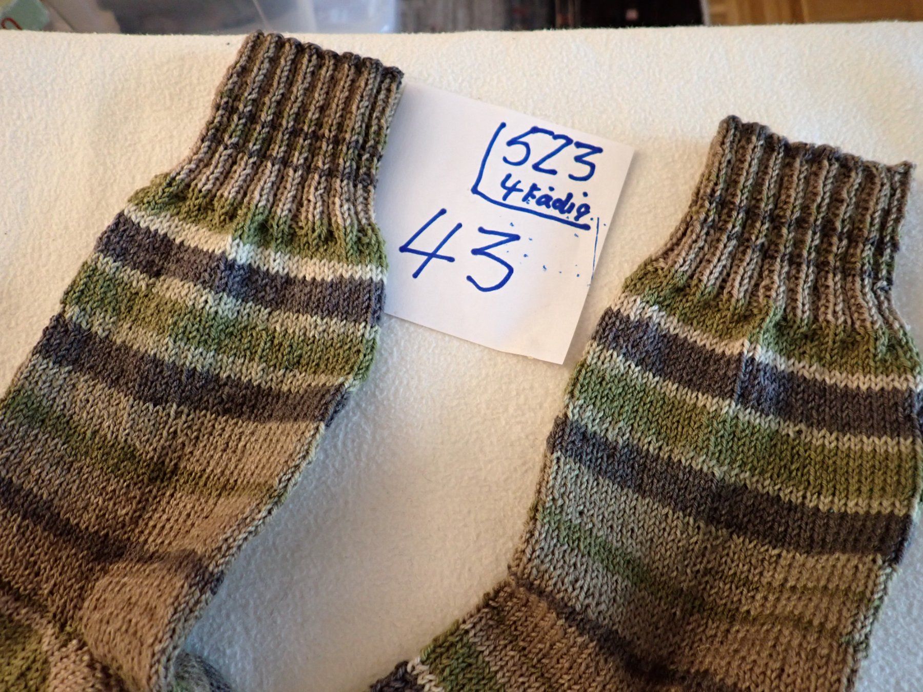 Socken: Handgestickte Wollsocken  Gr: 43   (523) – Neu und originalverpackt aus neuenhof von Caterchen 1