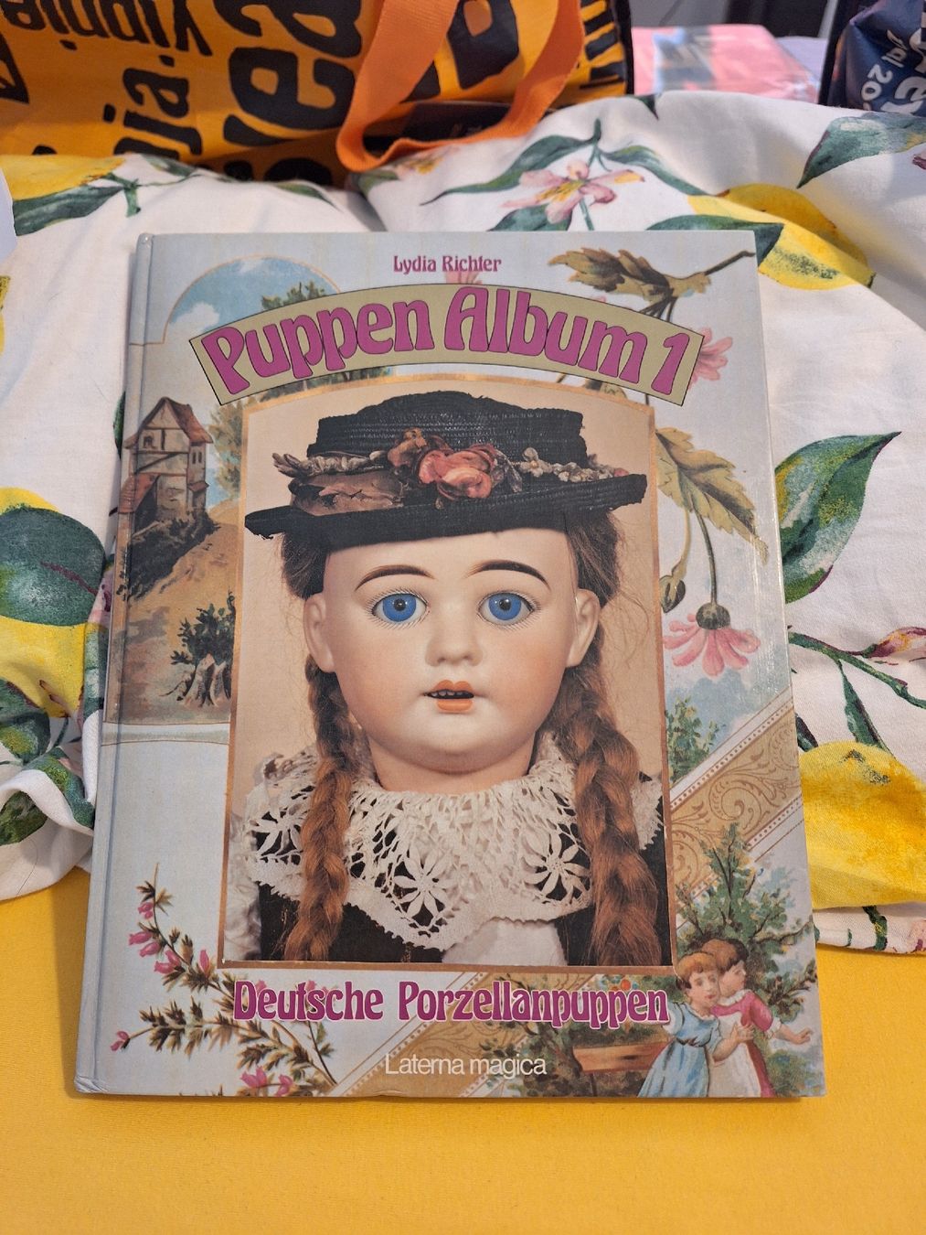 Bücher: puppenbuch Album 1  – Gebraucht aus Selzach von M.Betti68