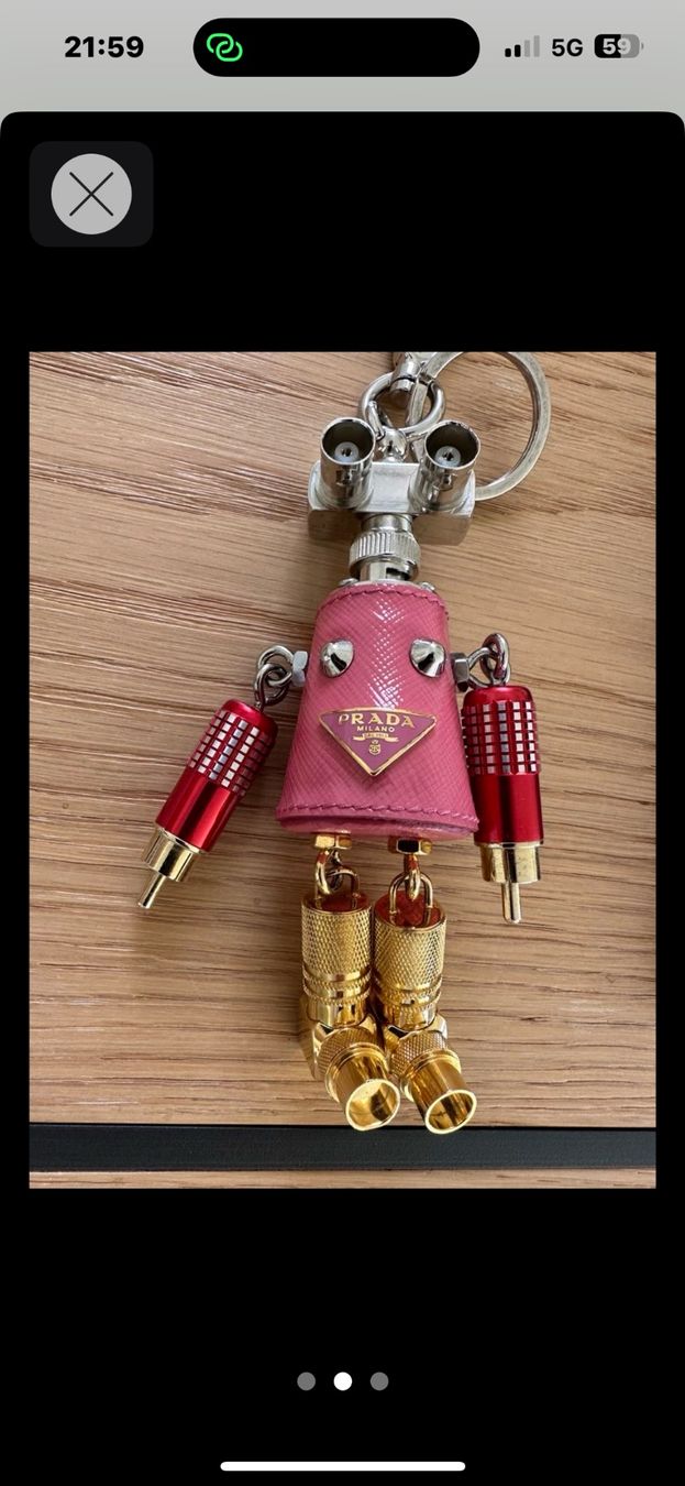 Prada Portachiavi: PRADA Keychain / Schlüsselanhänger / Taschenschmuck – Usato da Wallisellen venduto da anutadarki