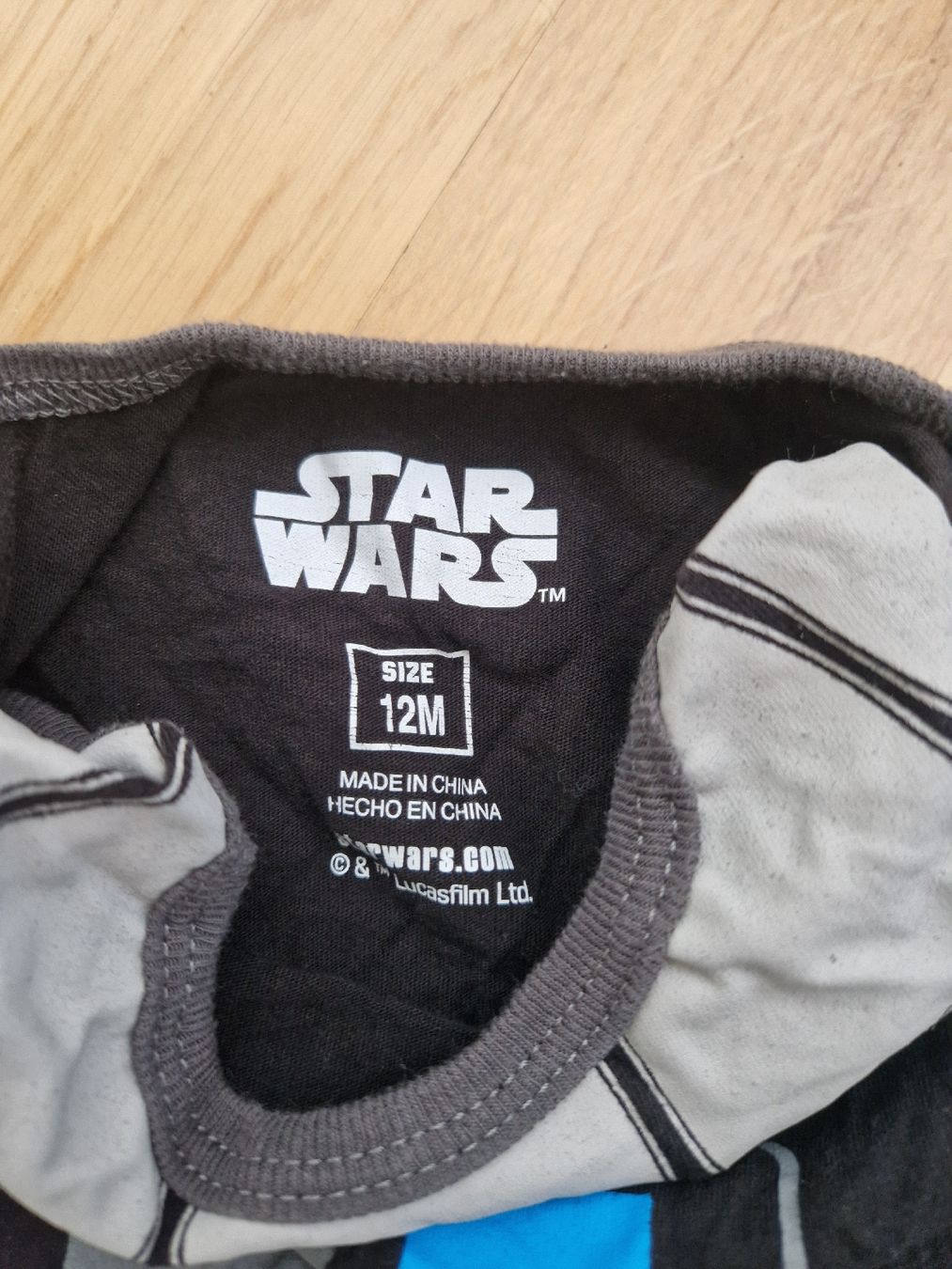Kleiderpakete & -sets: Darth Vader und R2D2 Bodys – Gebraucht aus Basel von Alekto 4