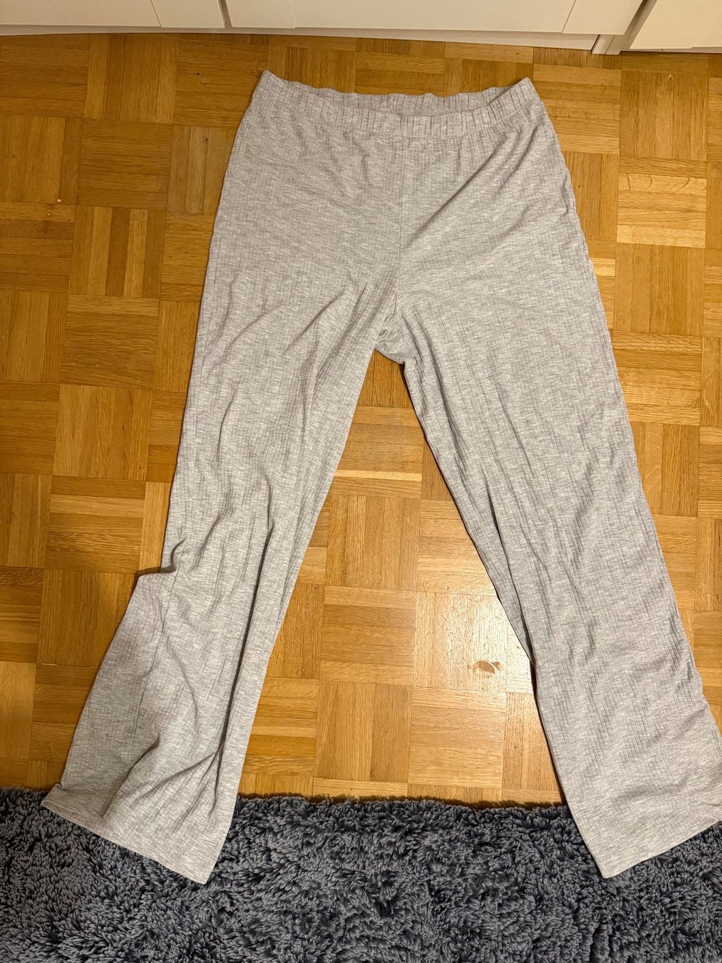 Negligees & Pyjamas: Pyjama-hosen Set – Gebraucht aus Dübendorf von sof_y5dt 6