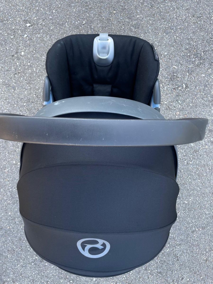 Cybex Seggiolini per auto: Cybex Babyschale inkl. Basisstation – Usato da Ueberstorf venduto da savas90 2