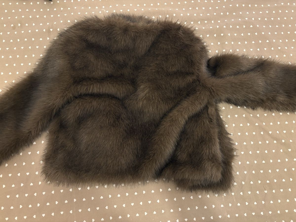 Stradivarius Giacche: pelliccia stradivarius – Nuovo (secondo la descrizione) da Winterthur venduto da sam_j22j 1