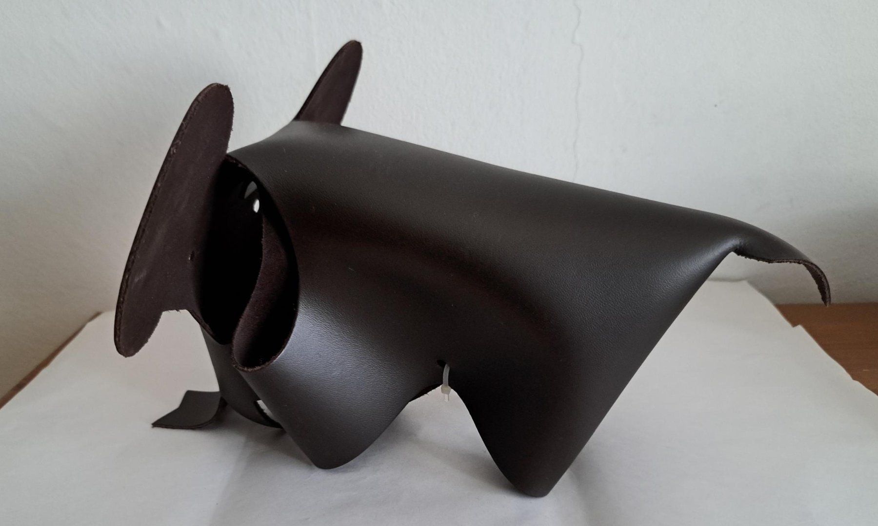 Statuette: Leder Elefant Deko – Usato da Basel venduto da Patiscat 1
