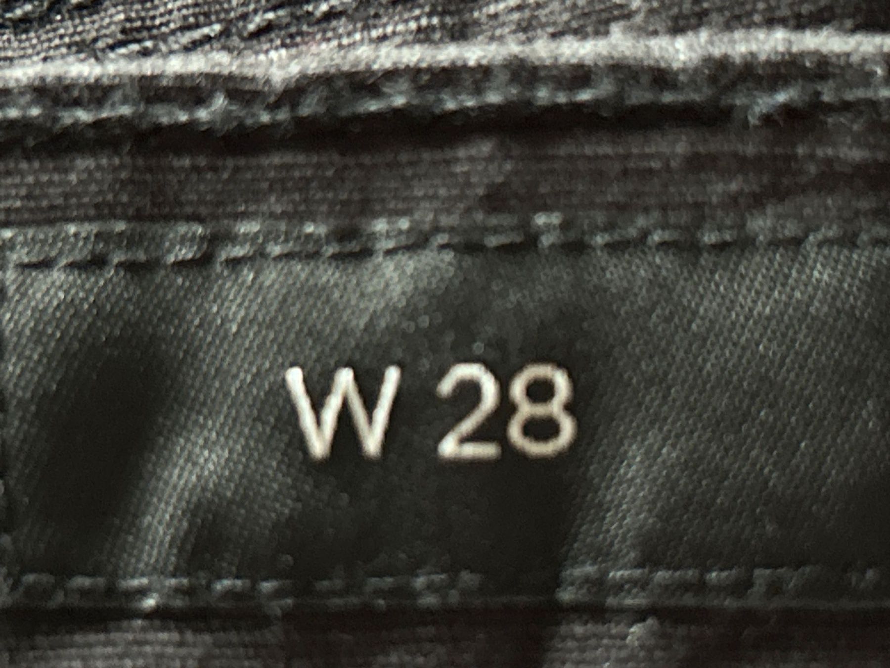 C&A Pantaloni: Schwarze Cargo Shorts von C&A  Gr. W28 – Usato da Brunnen venduto da Nala2929 9