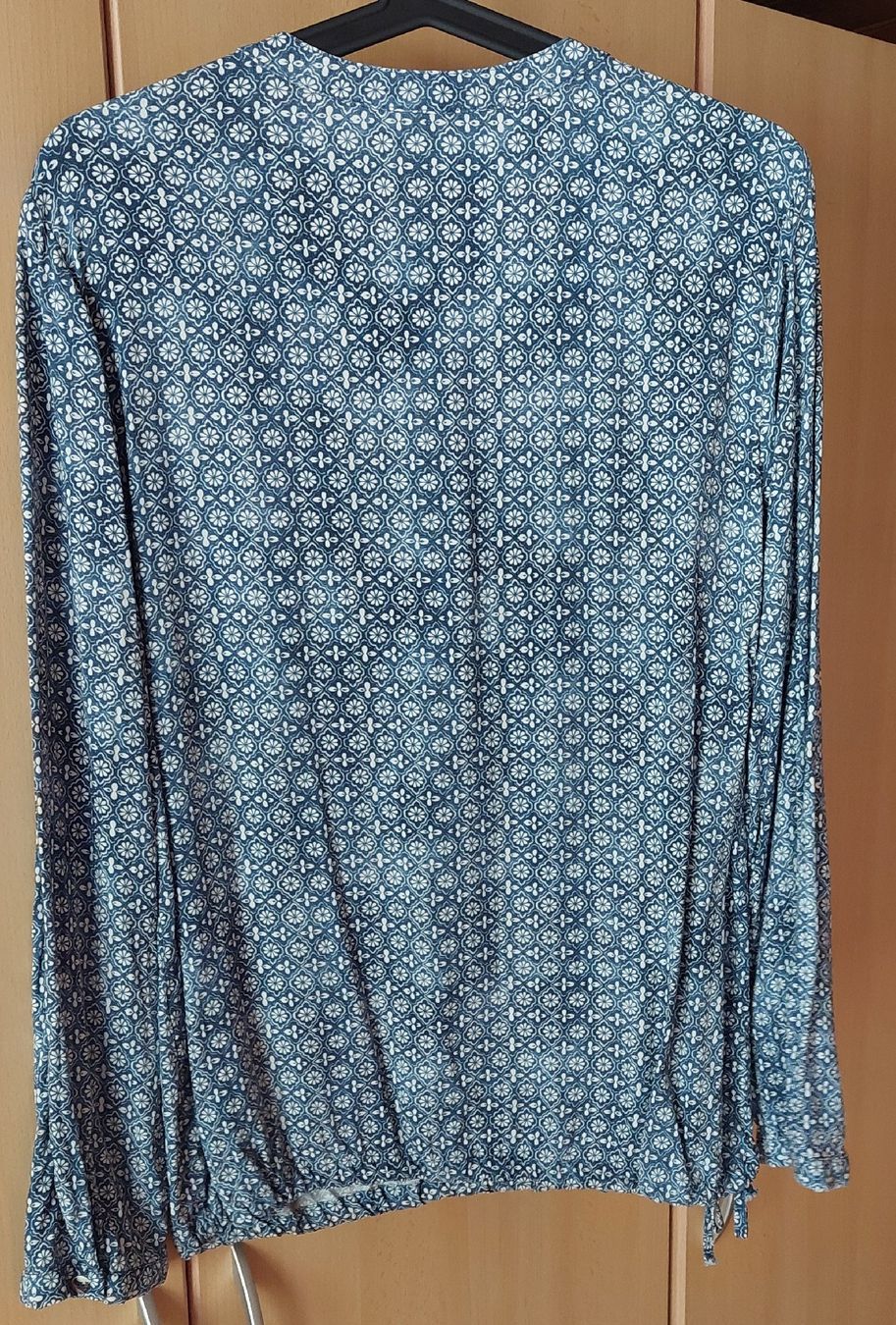 Blusen: Schöne Bluse M – Gebraucht aus Schmidrüti von Novemberchind 1