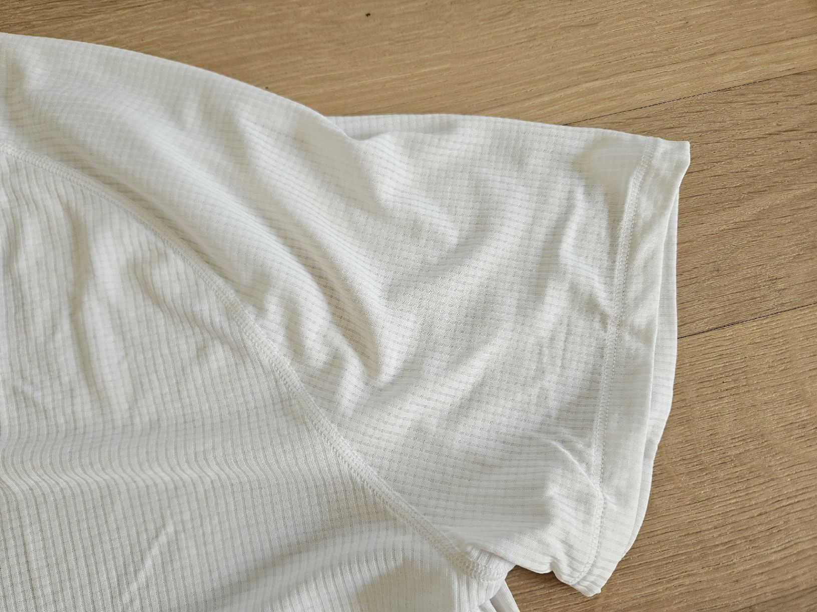 Odlo T-shirt: Odlo Funktionsshirt weiss, Grösse XL - Neu – Nuovo (secondo la descrizione) da Altdorf UR venduto da blue_67 3