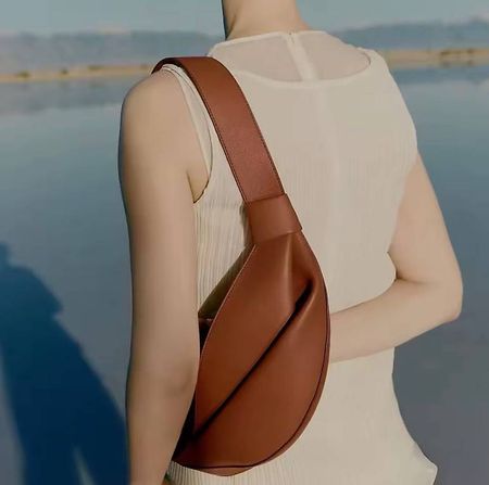 Handtasche // Sling Bag // Crossbody Bag