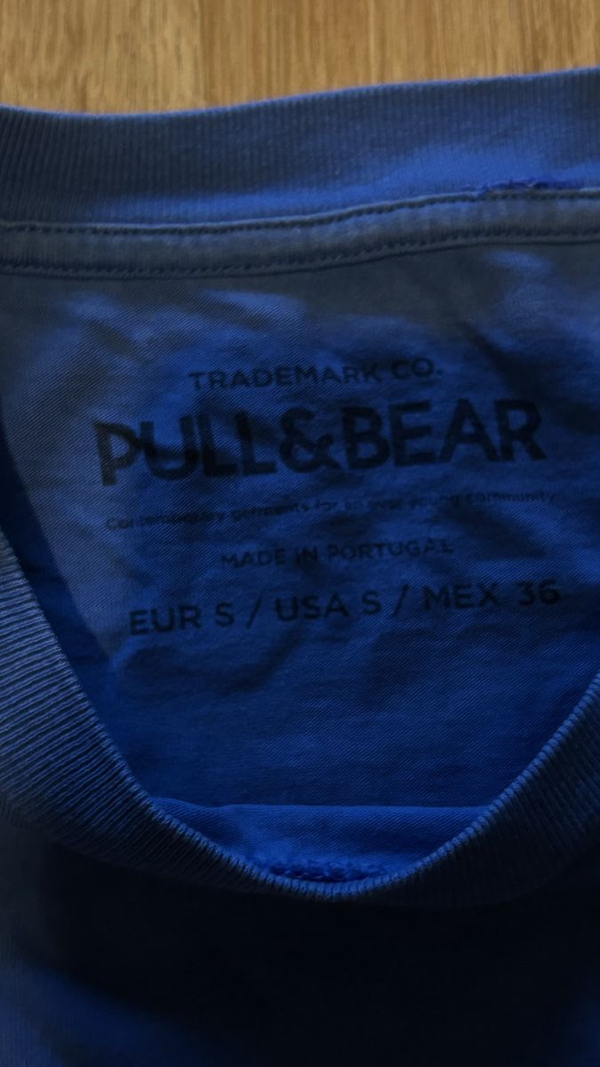 Pull&Bear T-Shirts: T-shirt bleu  – Gebraucht aus Yverdon-les-Bains von Little_M0nster 1