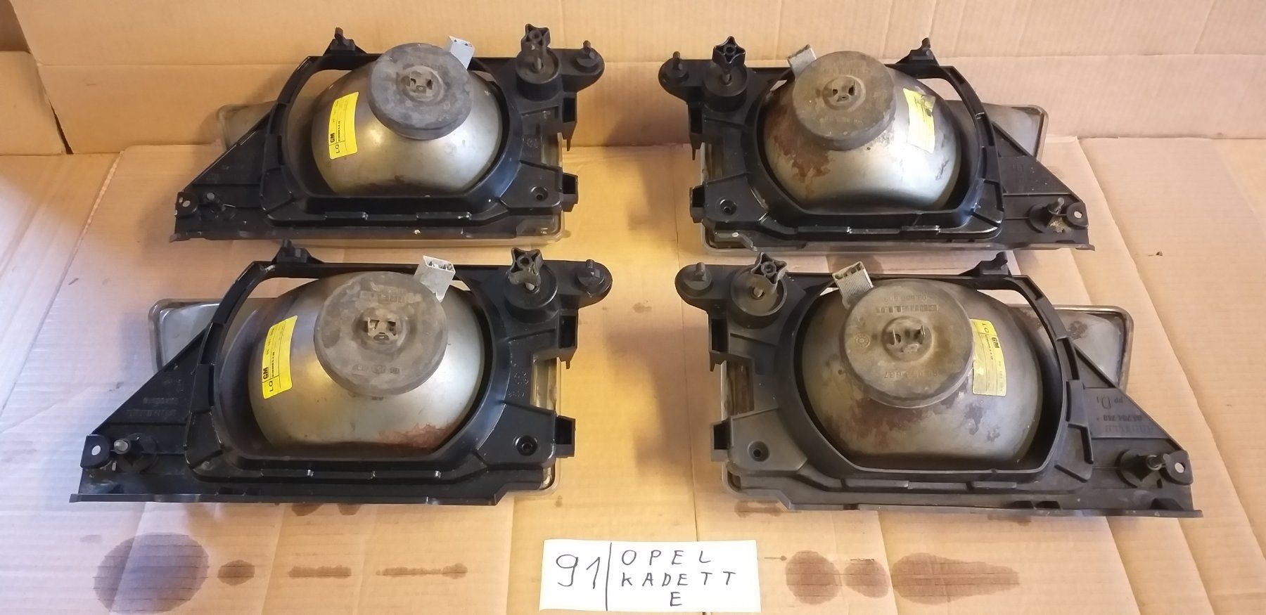 Opel Fari: OPEL KADETT  E  PHARES  /  SCHEINWERFER – Usato da cortébert venduto da rlv 4