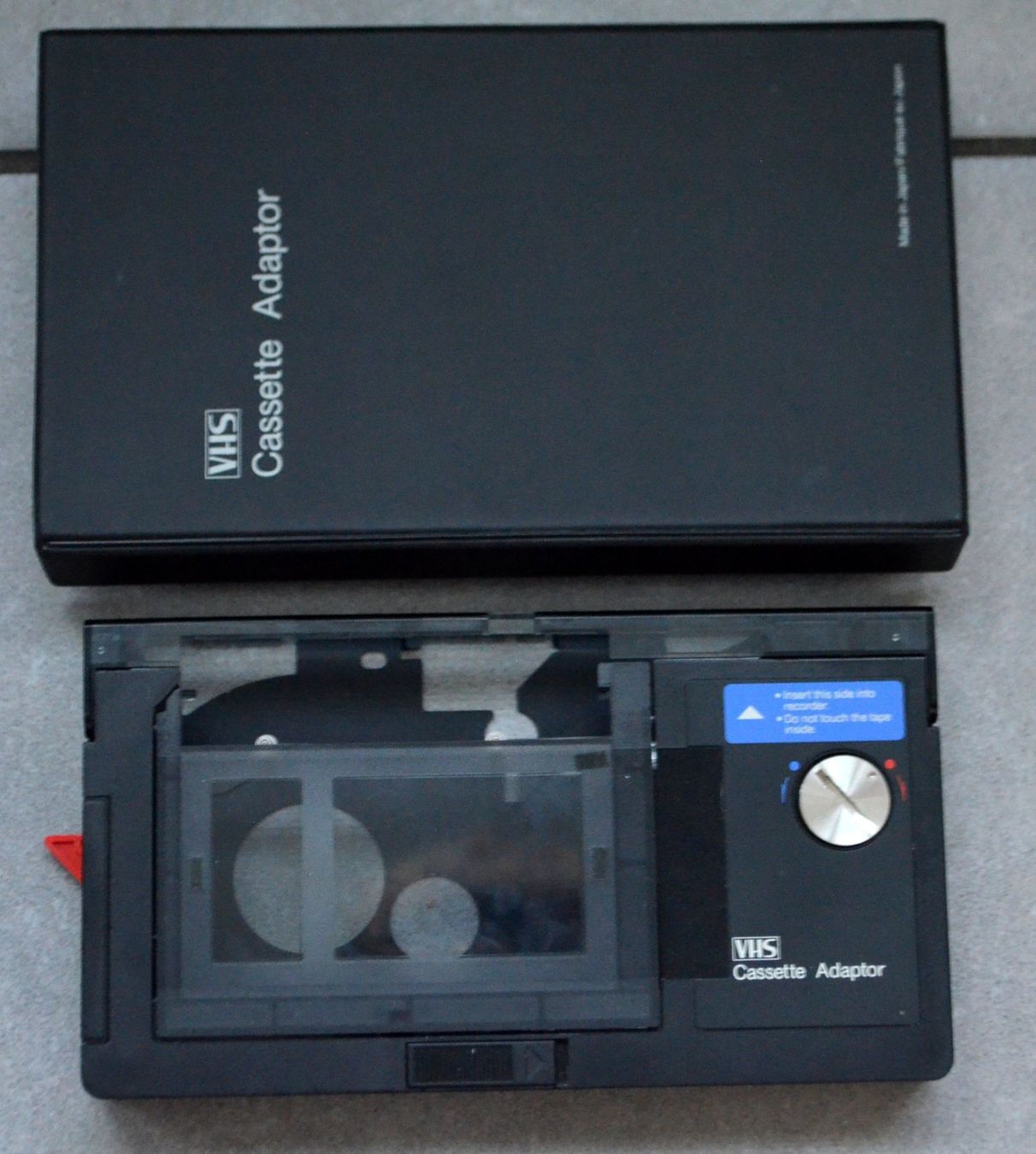 Unità & Adattatore: VHS VHS-C  Adapter / Adaptateur cassette – Usato da Collonges venduto da arashee
