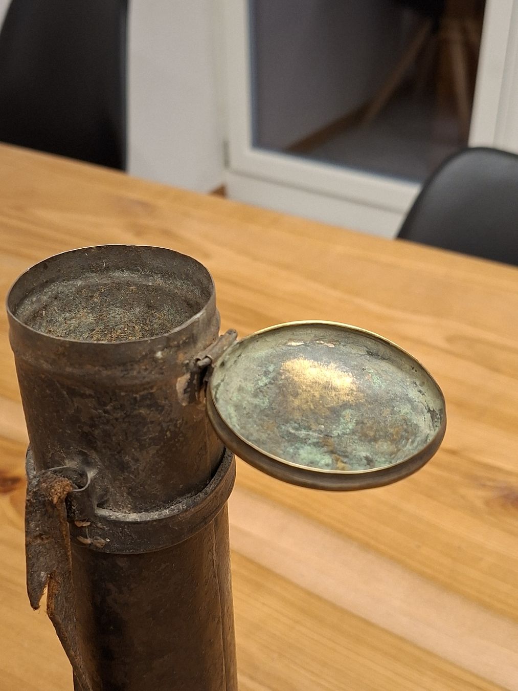 Schweizer Armee Barattoli: Antike Munitions--Blechbüchse um anfangs 1800 – Usato da Ganterschwil venduto da HeidiuPeter 2