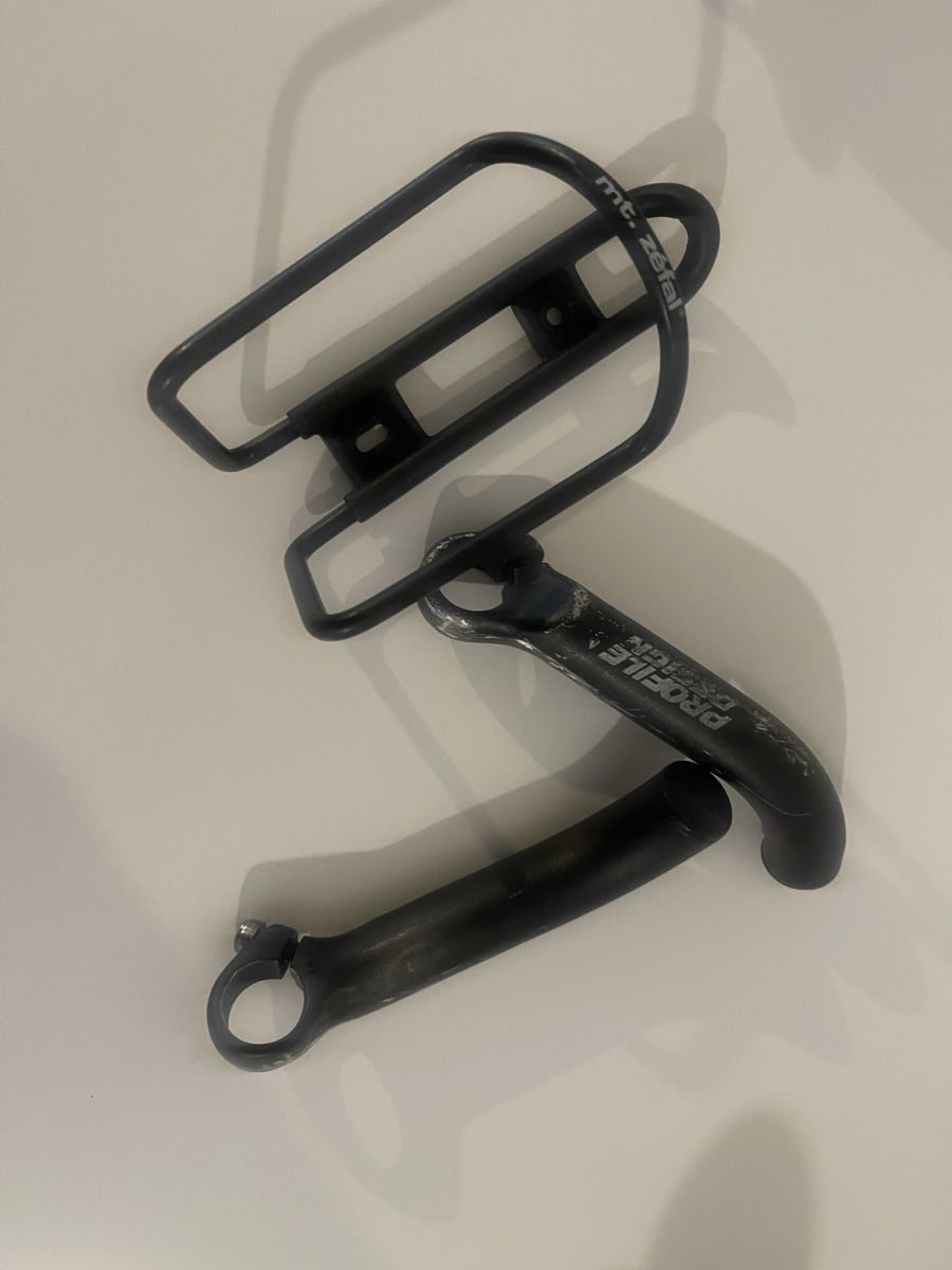 Pezzi di ricambio: Classic enkeranhänge Profile Design – Usato da Giubiasco venduto da bulag 5