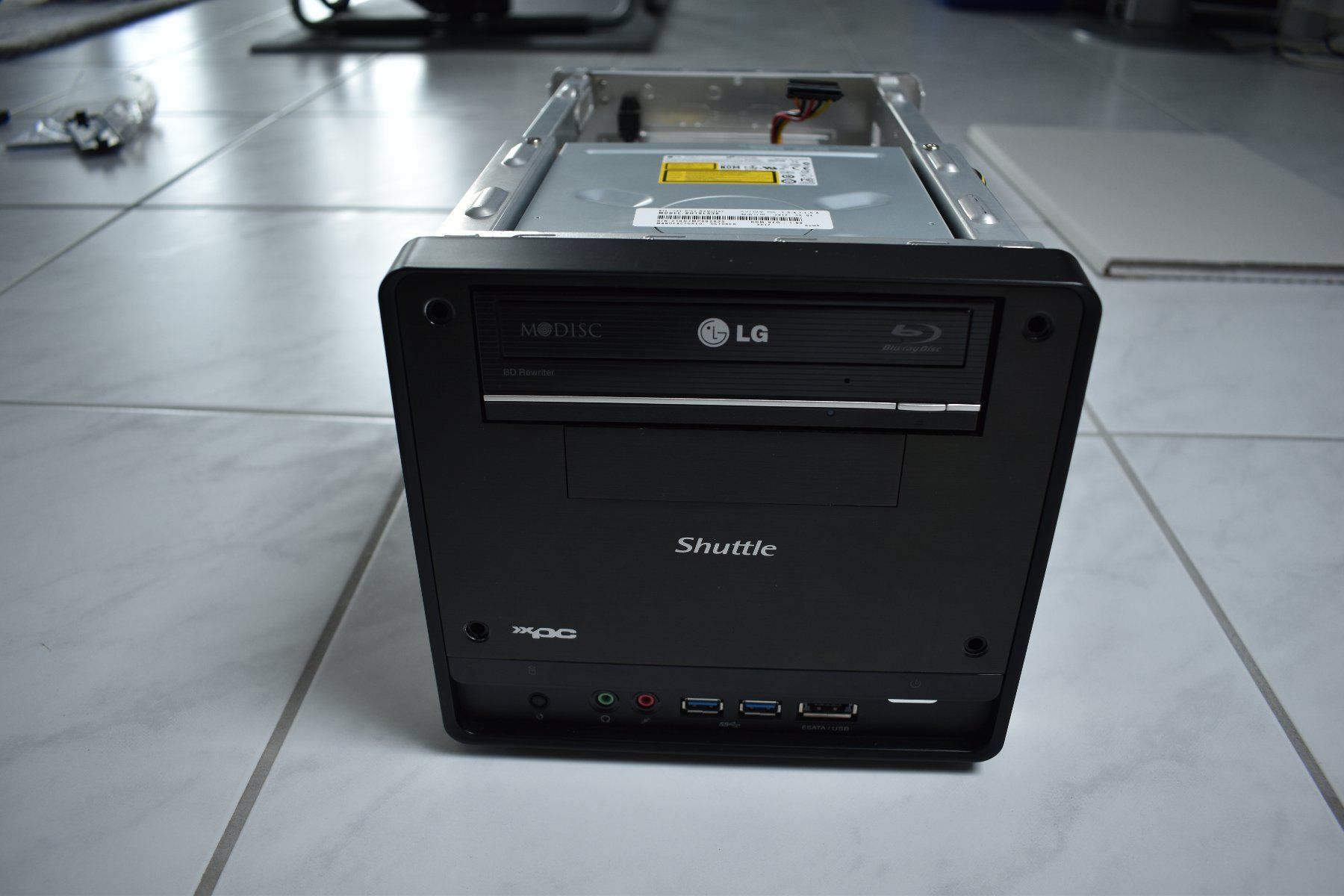 PCs: Computer Shuttle XPC Barbone SH67H3 – Gebraucht aus Kleindöttingen von  2