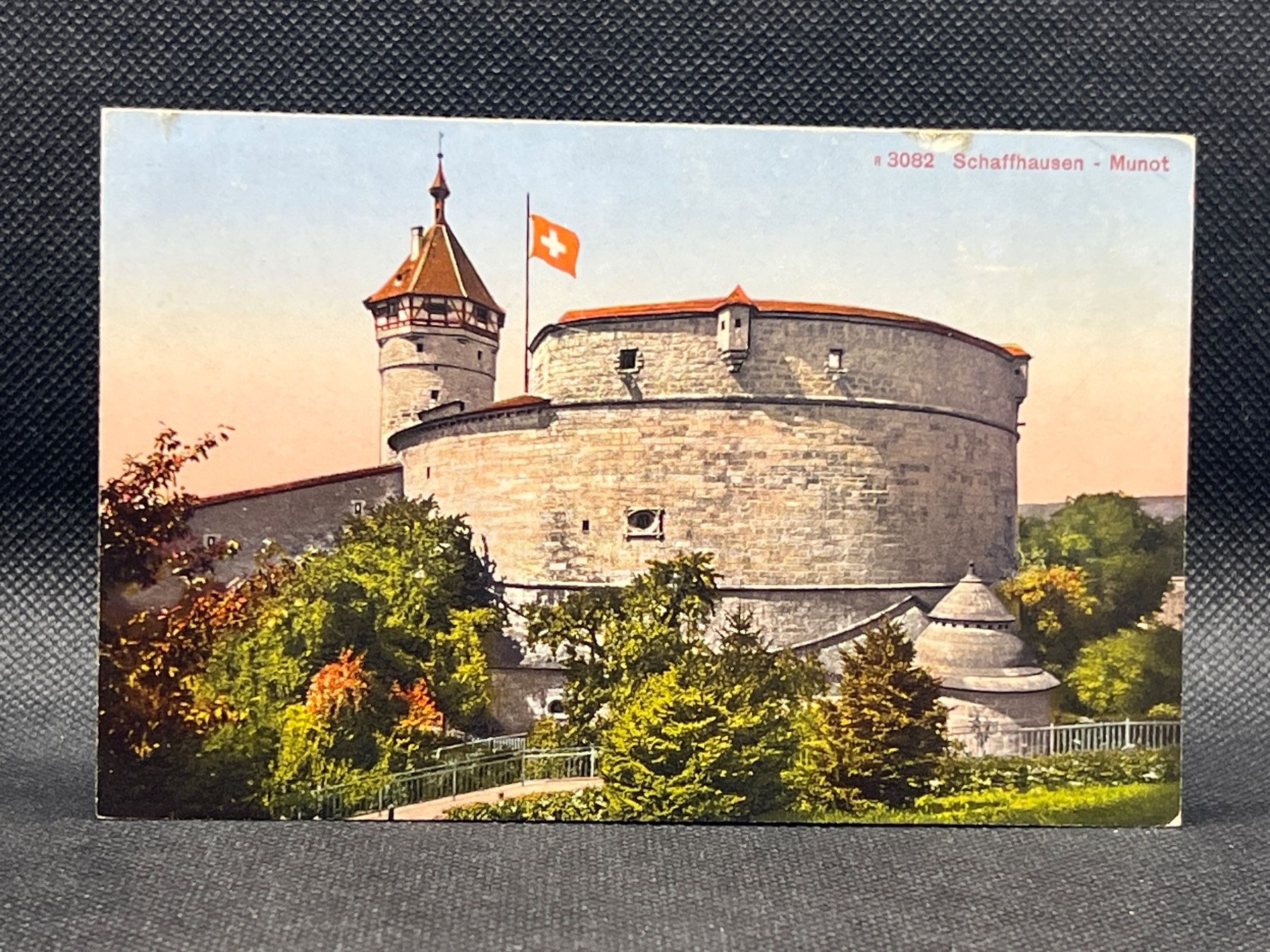 Cartoline postali: Schaffhausen - Munot – Usato da Widnau venduto da Brusi9