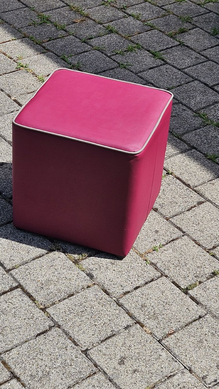 Hocker: Hocker – Neu (gemäss Beschreibung) aus Wikon von jojo812 1