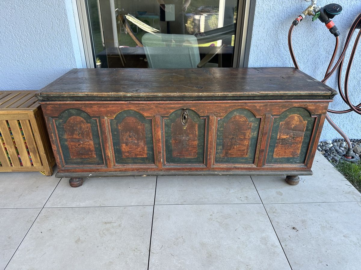 Cassapanche: Antique wooden chest – Usato da Schafisheim venduto da simonwalterschweiz 1