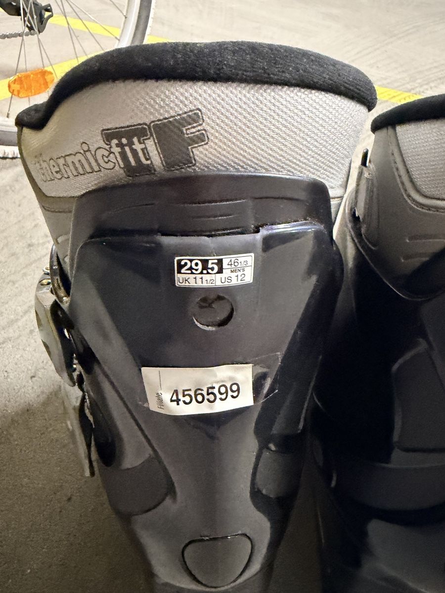 Salomon Chaussures hommes: Salomon Skischuhe gebraucht – D'occasion à Lauerz par ant_5h95 4