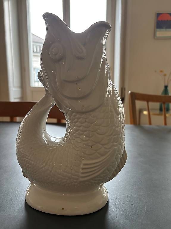 Caraffe: Fisch Krug gluggle jug weiss – Usato da Luzern venduto da Pablosdias
