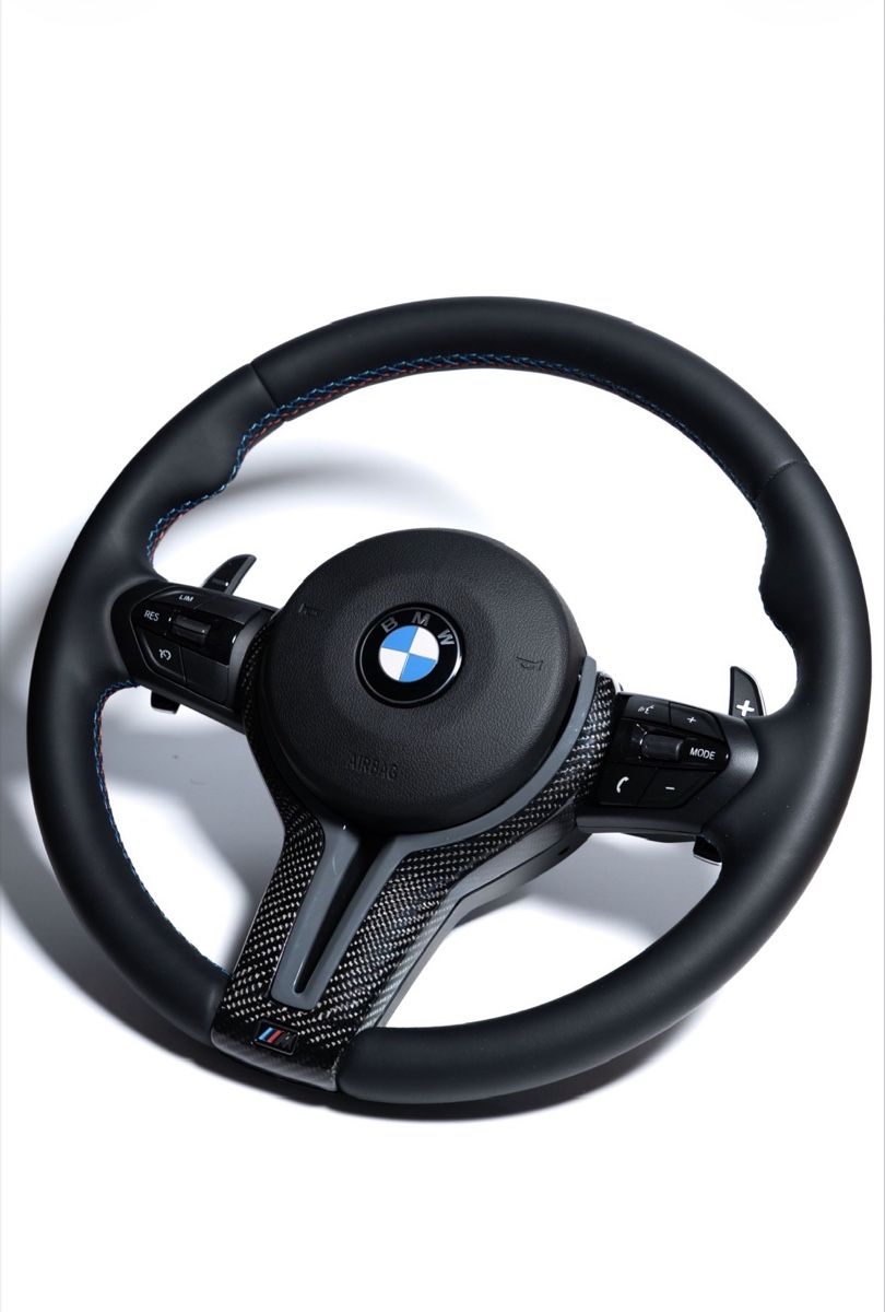 BMW Tutti pezzi di ricambio auto: BMW Lenkrad – Nuovo e nell'imballaggio originale da Brügg BE venduto da DENKOSTEERING_1 2