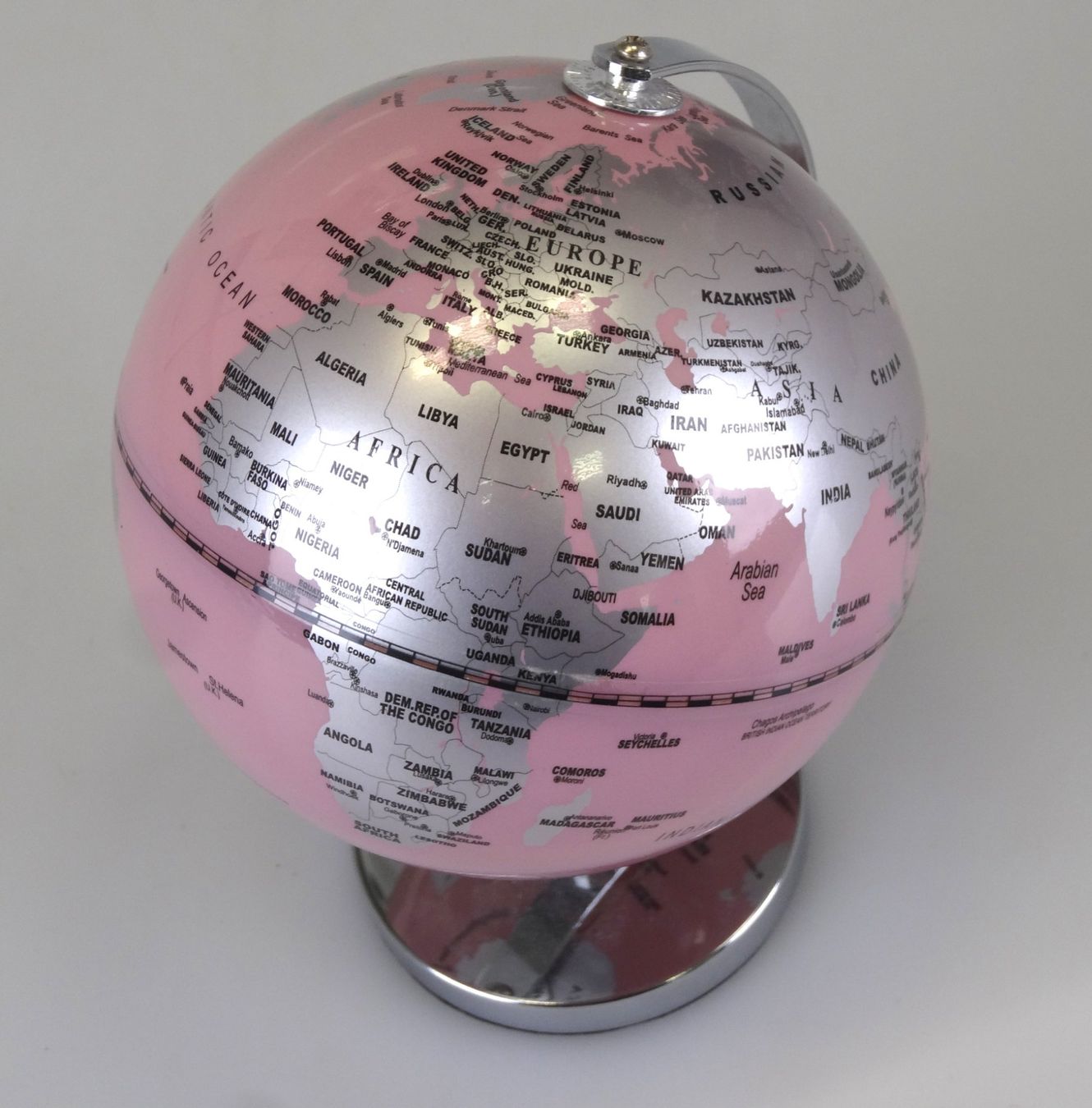 Altro in Decorazioni & Accessori: Pinkfarbener Globus – Usato da Volketswil venduto da brockipfannenstil 1