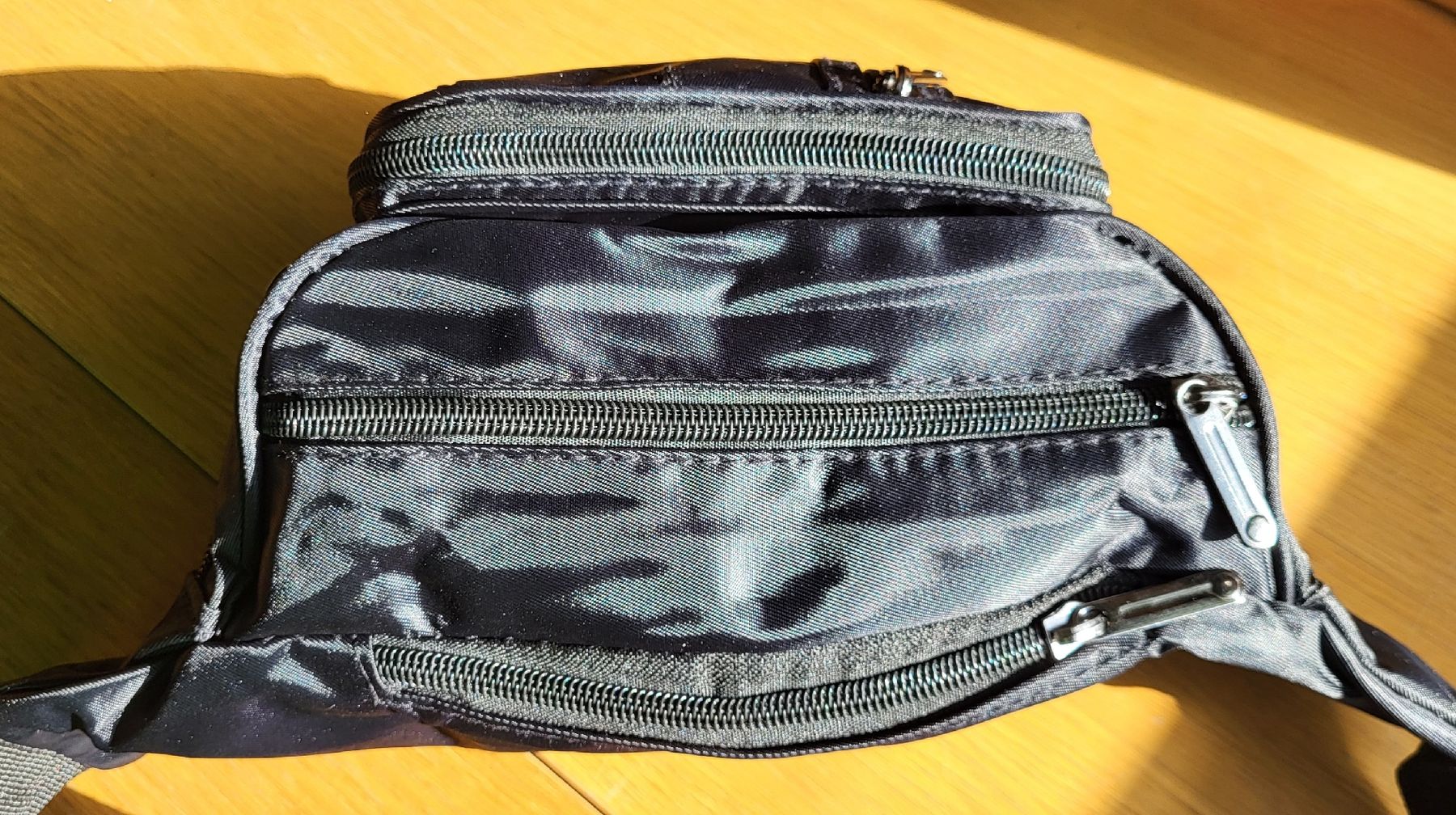 Taschen: Praktische Bauchtasche in Schwarz – Neu und originalverpackt aus Figino von mayam63 4