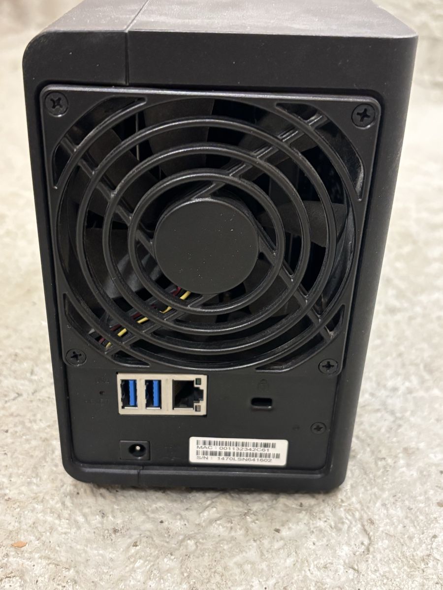 Server: Nas Ds214 synologie – Usato da Zürich venduto da Marbolix 3