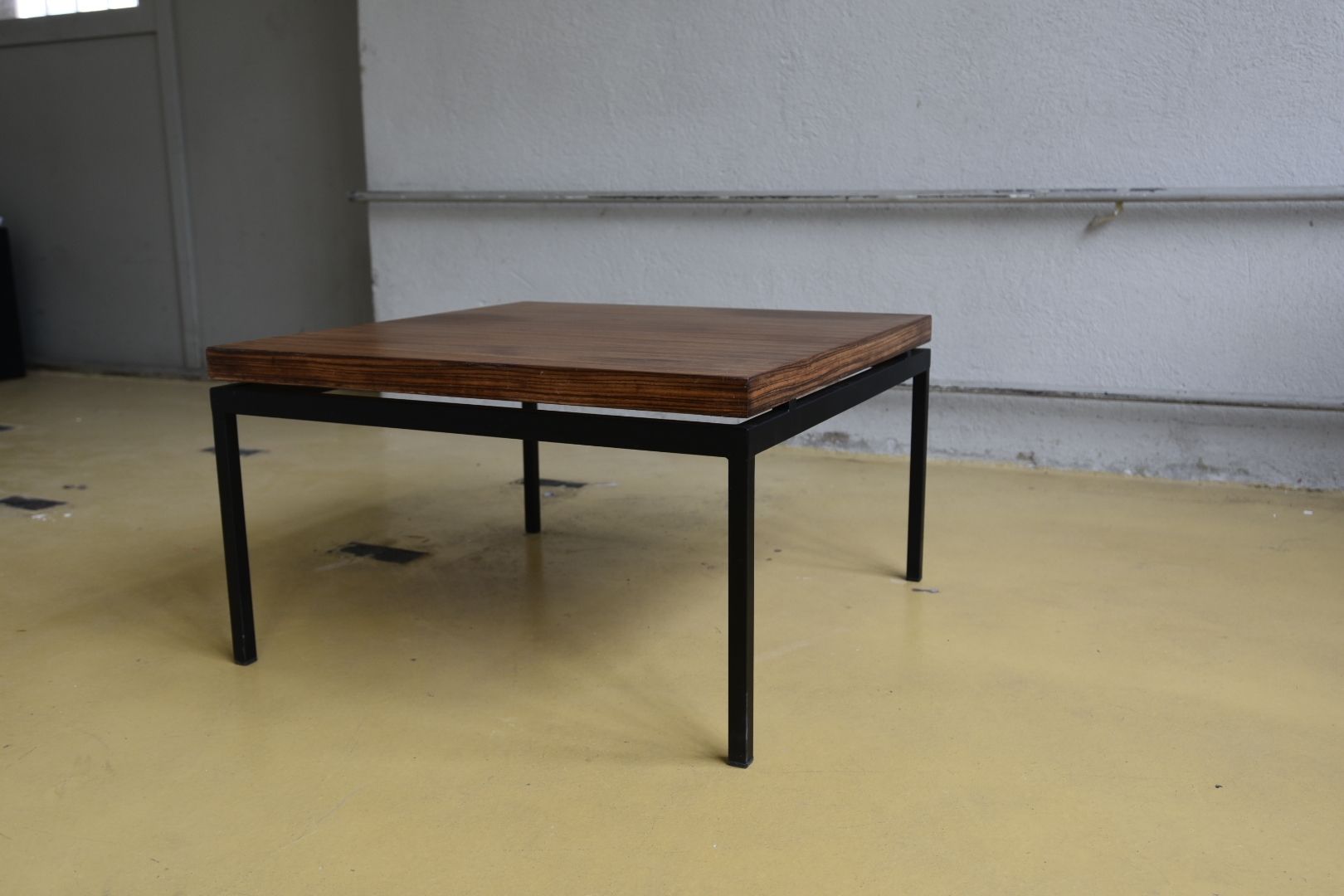 Tavoli: Designer Couchtisch Aermo Zürich – Usato da Lichtensteig venduto da UsedINStore 2