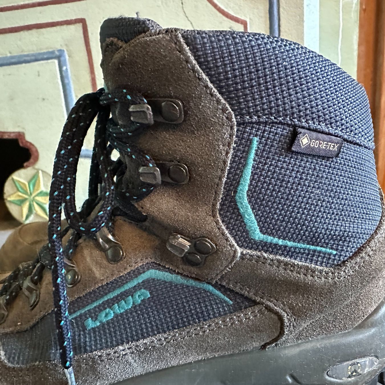 Lowa Damenschuhe: LOWA Wanderschuh Gr. 38 / 38.5 – Gebraucht aus Tägertschi von TheChange 2