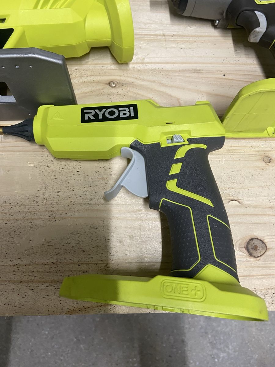 Ryobi Alle Werkzeuge: Outils Ryobi – Gebraucht aus La Tour-de-Trême von Riton2390 8