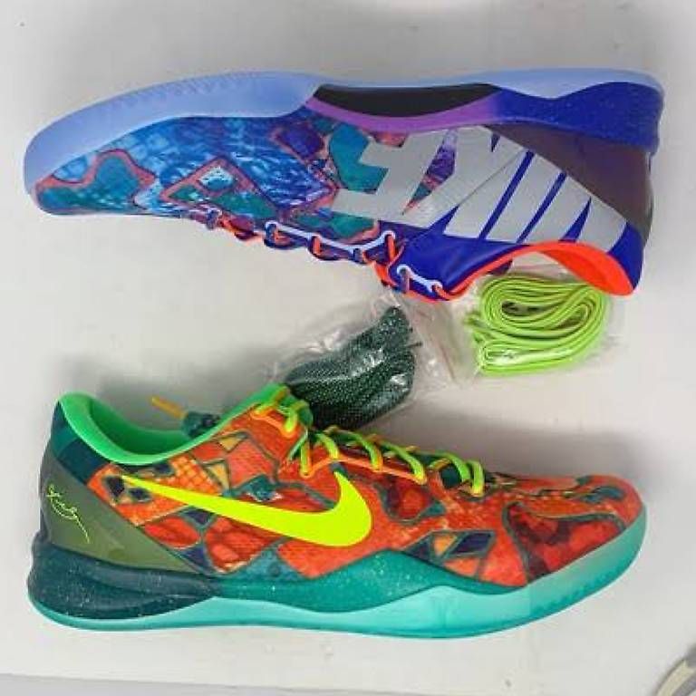 Scarpe da donna: Sehr schöne Sneaker von Kobe Bryant  – Usato da Birsfelden venduto da cla_5n7x 1