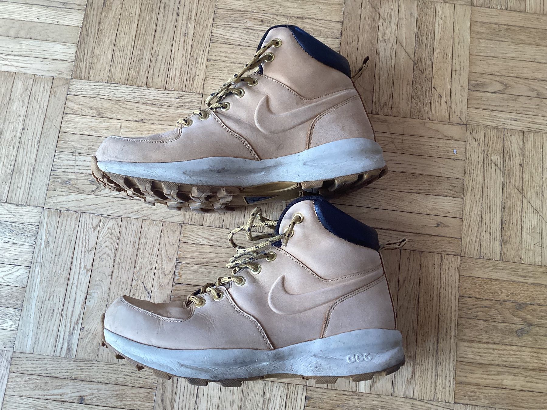 Nike Scarpe da uomo: Nike Manoa ACG Grösse 9  42,5 – Usato da Schleitheim venduto da Pi3.14