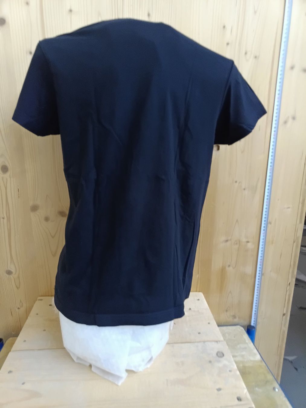 Hemden, T-Shirts & Polos: T-Shirt Guggenheim-Bilbao – Neu und originalverpackt aus Wängi von Ladys_First 1